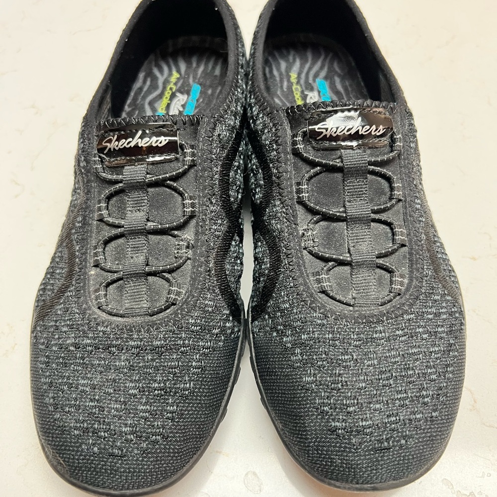 Skechers Relaxed Fit Memory Foam Slip On Black Shoes Women's Size 7.5 SN 23028